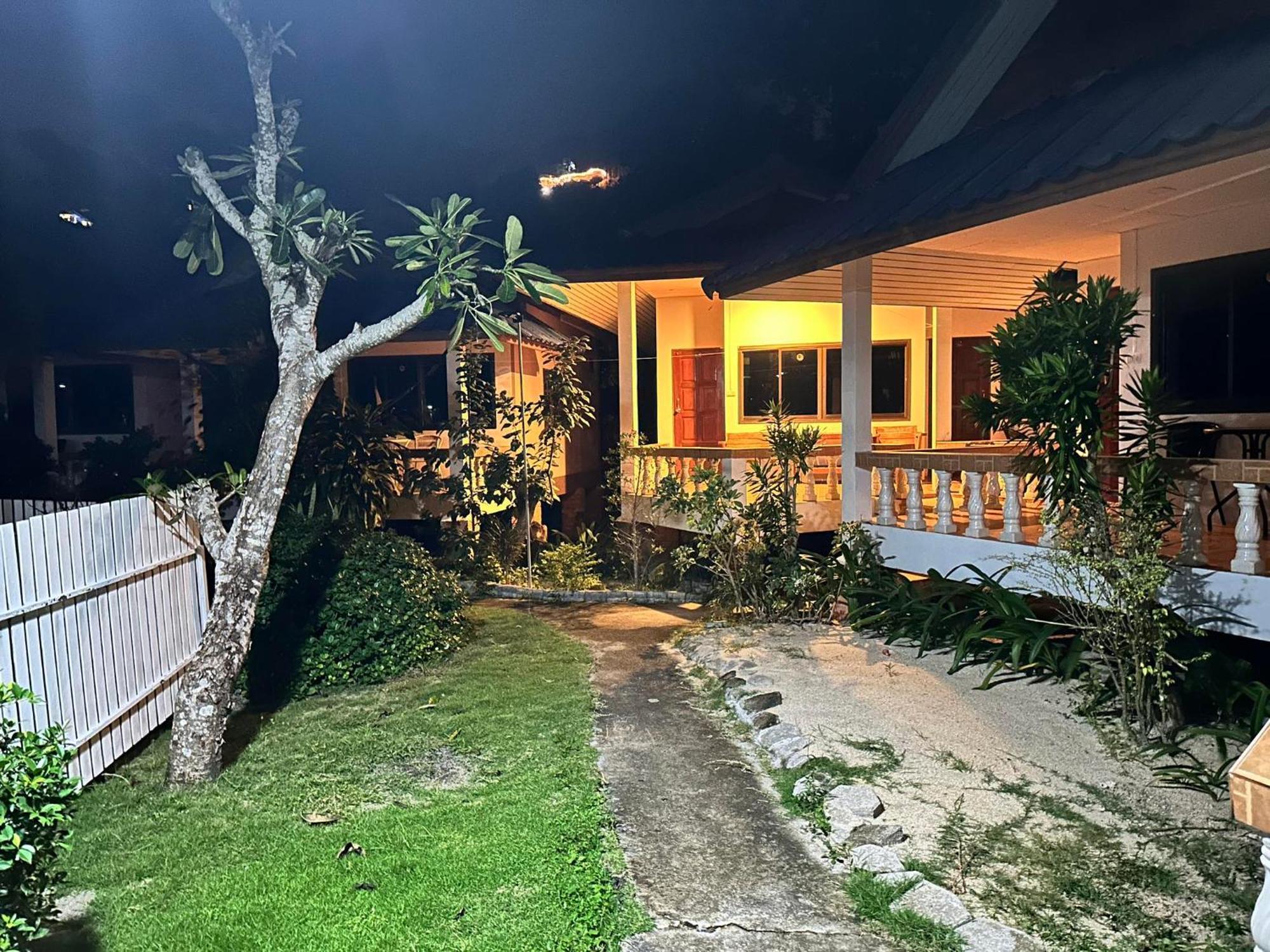 Ibiza Bungalows Haad Yao Ngoại thất bức ảnh