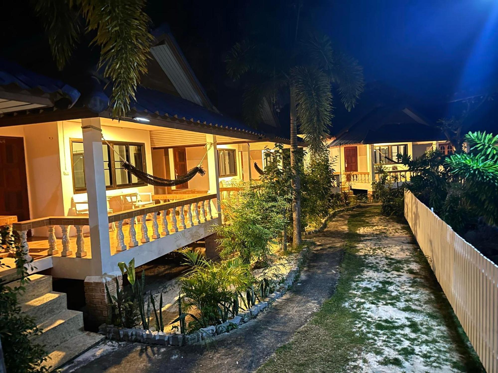 Ibiza Bungalows Haad Yao Ngoại thất bức ảnh