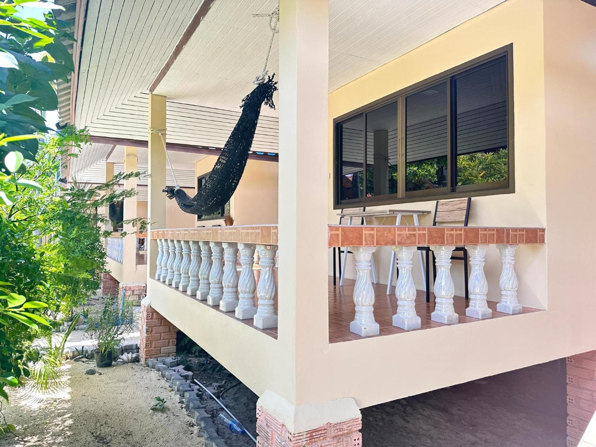 Ibiza Bungalows Haad Yao Ngoại thất bức ảnh